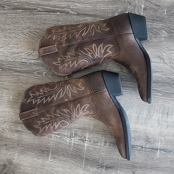 NEW! ARIAT Style 15725 Heritage Boots Dark Brown Distressed Size 5.5 - Picture 11 of 13